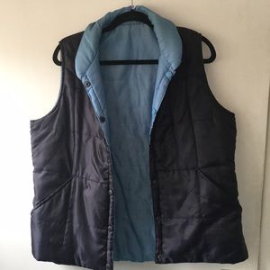 DarkBlue/Light Blue slightly puffed vest jacket